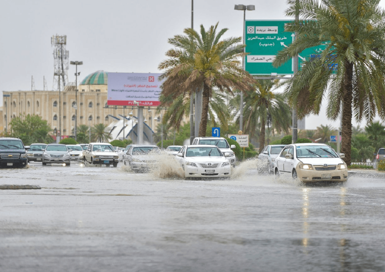 حالة الطقس في السعودية غدا الخميس.. توقعات بسقوط أمطار رعدية وغزيرة علي مناطق متفرقة من المملكة