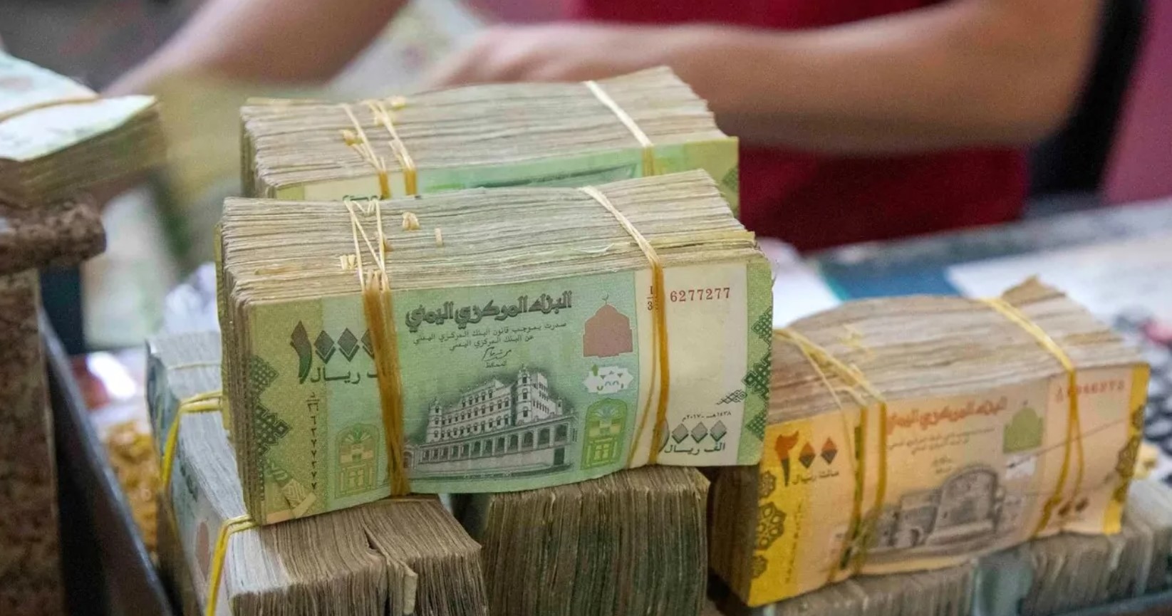 “لحظيًا” سعر صرف السعودي اليوم في عدن الجمعة 15 نوفمبر 2024.. اسعار العملات مقابل الريال اليمني