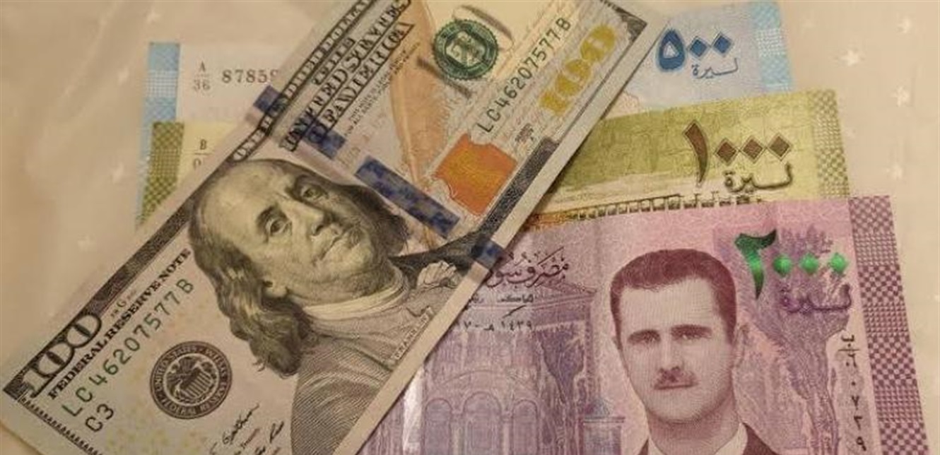 سعر صرف الدولار مقابل الليرة السورية بعد سقوط النظام بأسبوع.. 100 دولار تساوي كم ليرة سورية اليوم؟