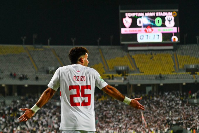 جماهير الزمالك تطلق هتافات نارية ضد زيزو.. وجروس يعلن مصير الثلاثي المغضوب عليه